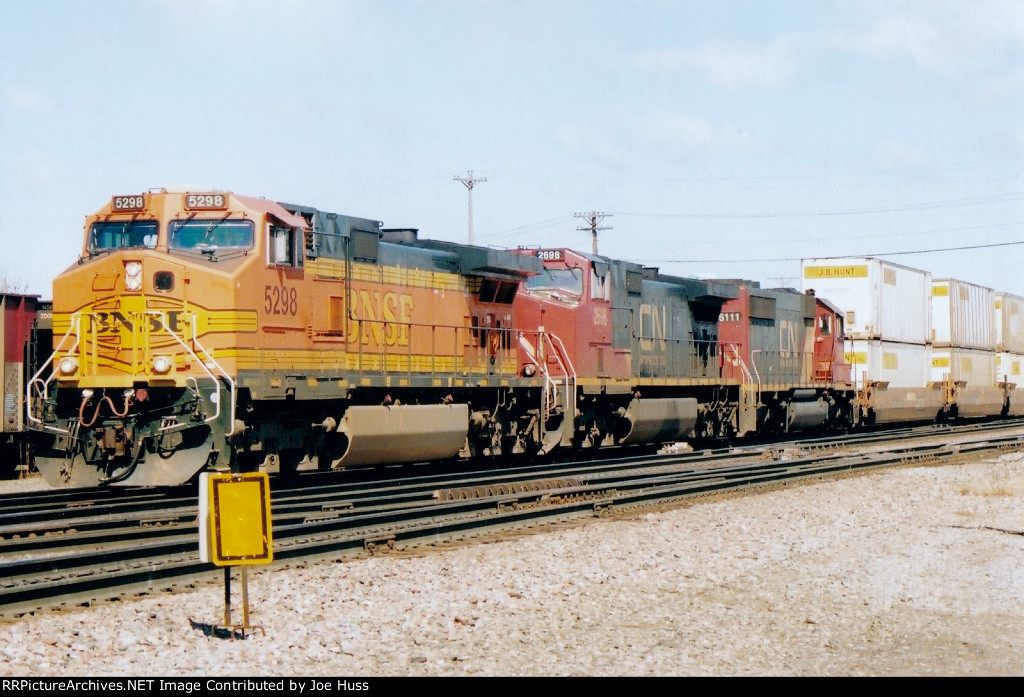 BNSF 5298 East